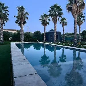 https://maison-blue-palm-aix-en-provence.fr-provencehotel.com